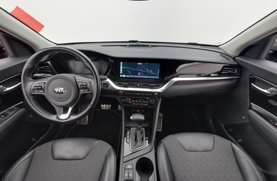 Kia Niro plug-in vaihtoauto