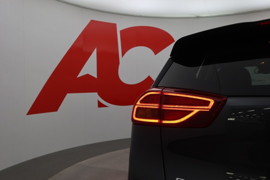 Kia Niro plug-in vaihtoauto