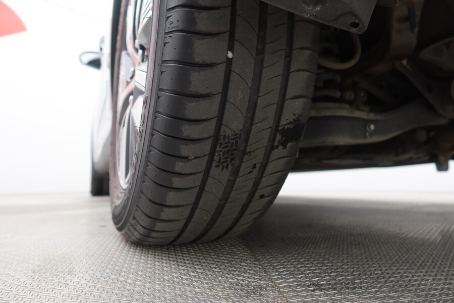 Kia Niro plug-in vaihtoauto