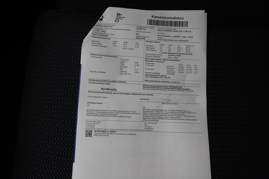 Toyota Avensis vaihtoauto