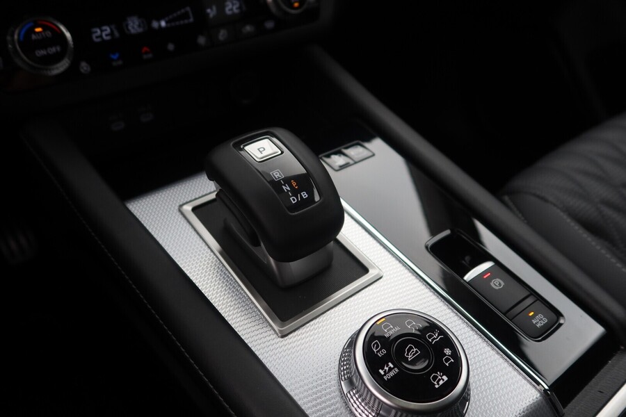 Mitsubishi Outlander vaihtoauto