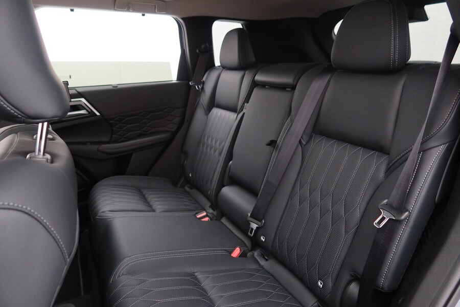 Mitsubishi Outlander vaihtoauto