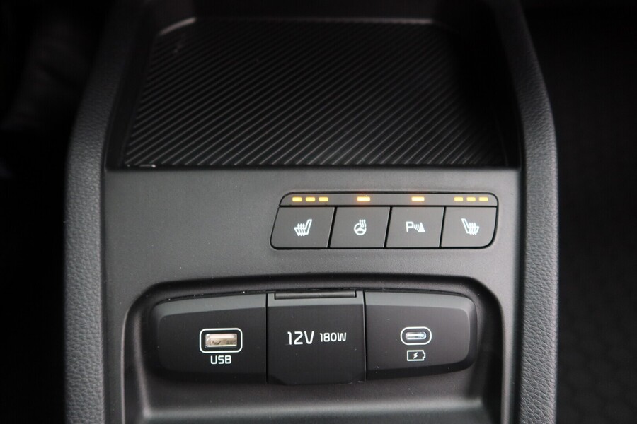 Kia Stonic vaihtoauto