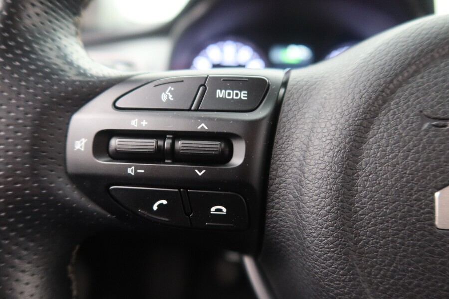 Kia Stonic vaihtoauto