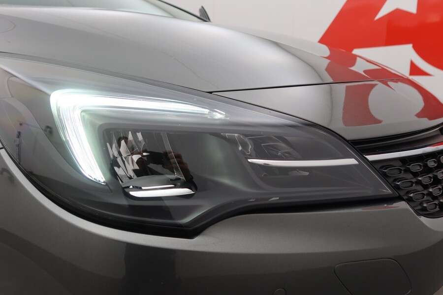 Opel Astra vaihtoauto