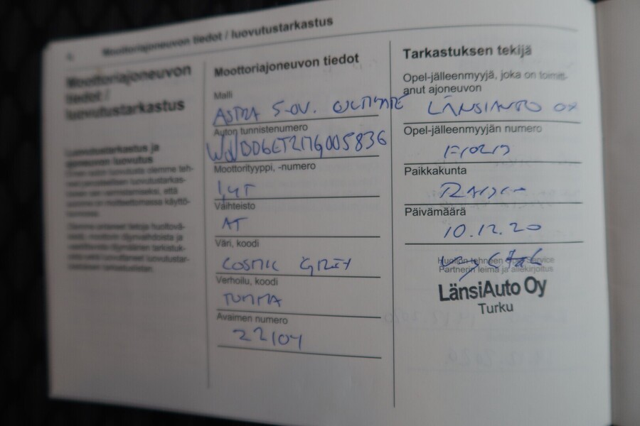 Opel Astra vaihtoauto