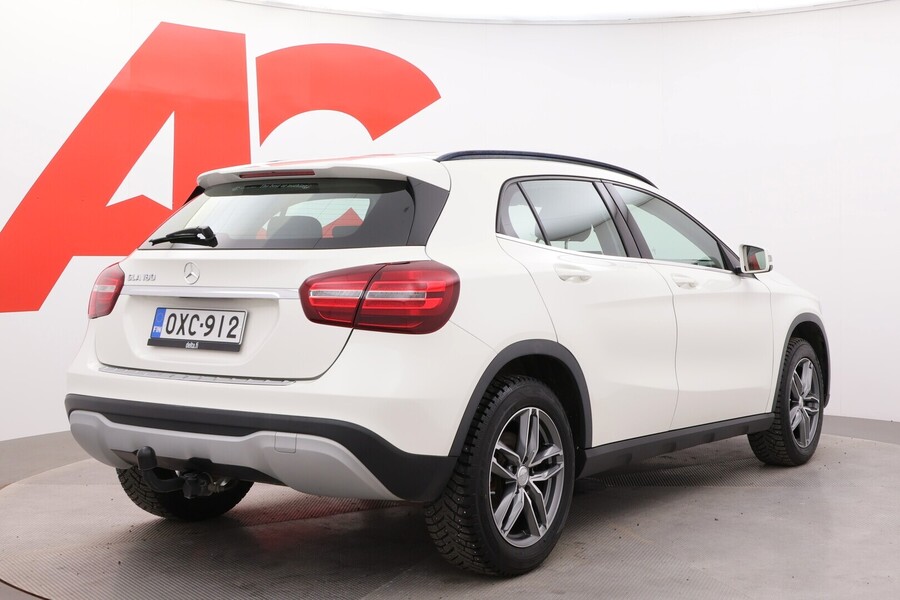 Mercedes-Benz GLA vaihtoauto