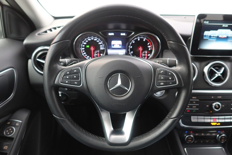 Mercedes-Benz GLA vaihtoauto