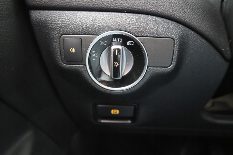 Mercedes-Benz GLA vaihtoauto