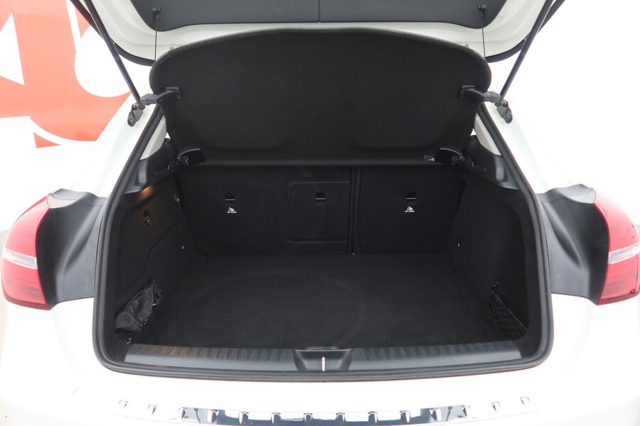 Mercedes-Benz GLA vaihtoauto