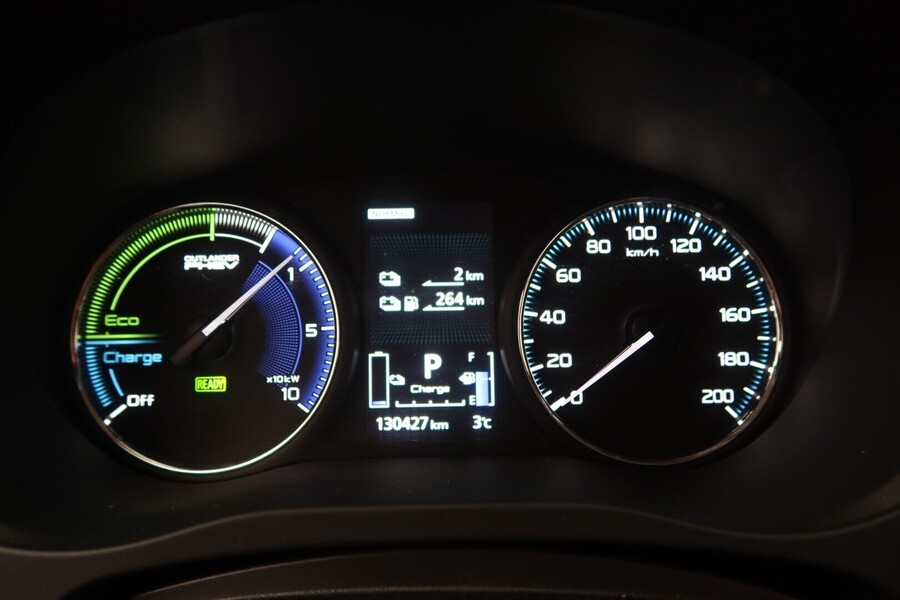 Mitsubishi Outlander PHEV vaihtoauto