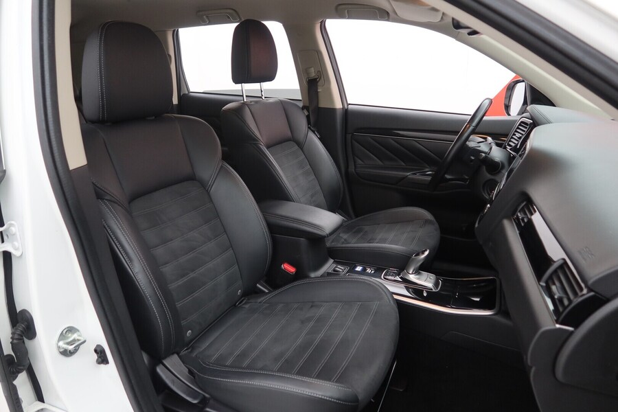 Mitsubishi Outlander PHEV vaihtoauto