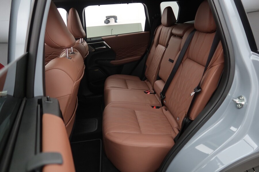 Mitsubishi Outlander vaihtoauto