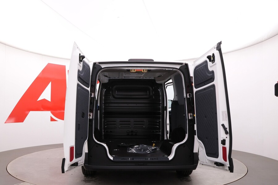 Kia PV5 Cargo vaihtoauto