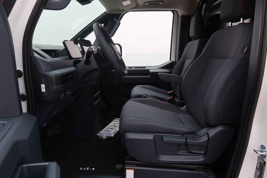 Kia PV5 Cargo vaihtoauto