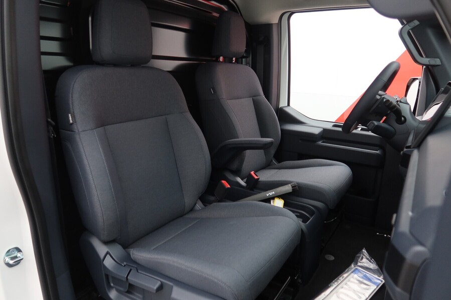 Kia PV5 Cargo vaihtoauto