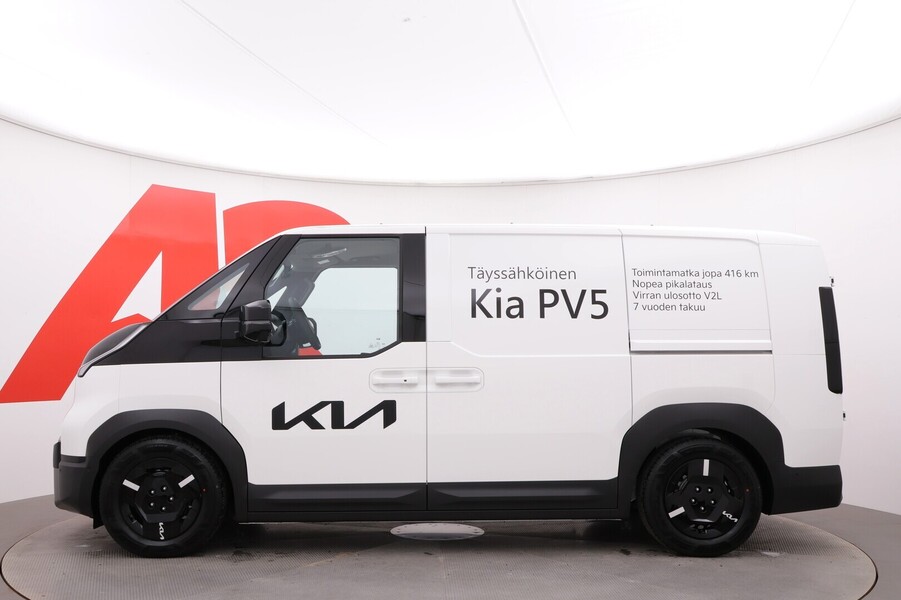 Kia PV5 Cargo vaihtoauto