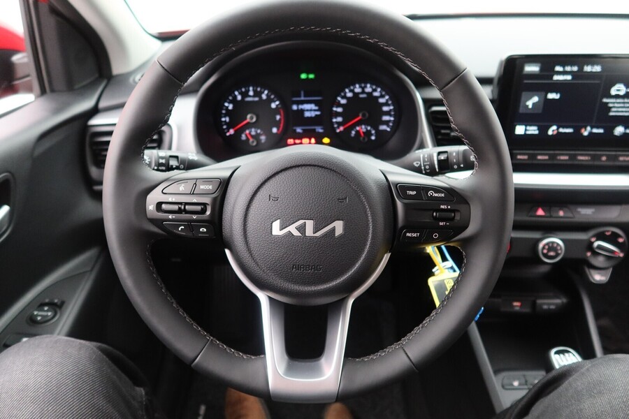 Kia Stonic vaihtoauto