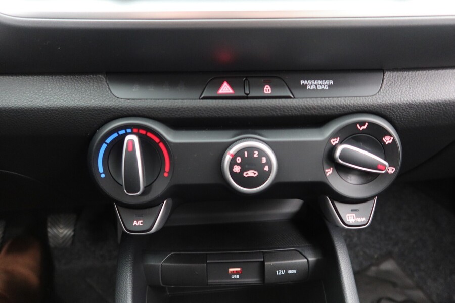 Kia Stonic vaihtoauto