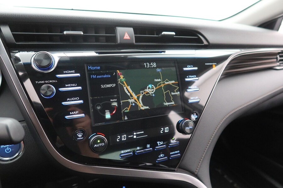 Toyota Camry vaihtoauto