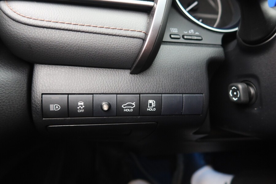 Toyota Camry vaihtoauto