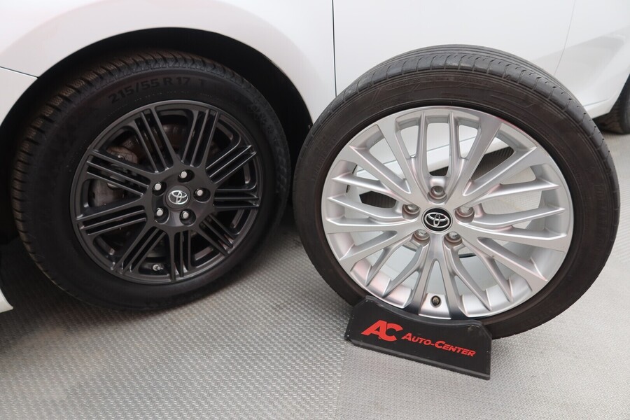 Toyota Camry vaihtoauto