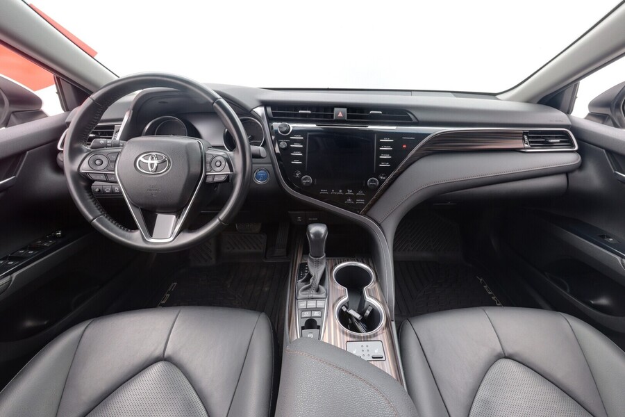 Toyota Camry vaihtoauto