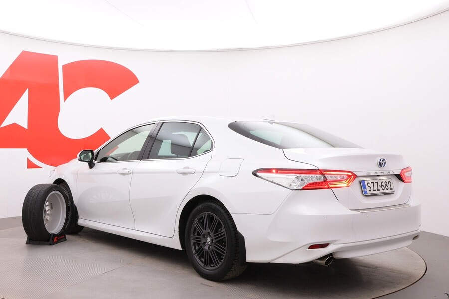 Toyota Camry vaihtoauto