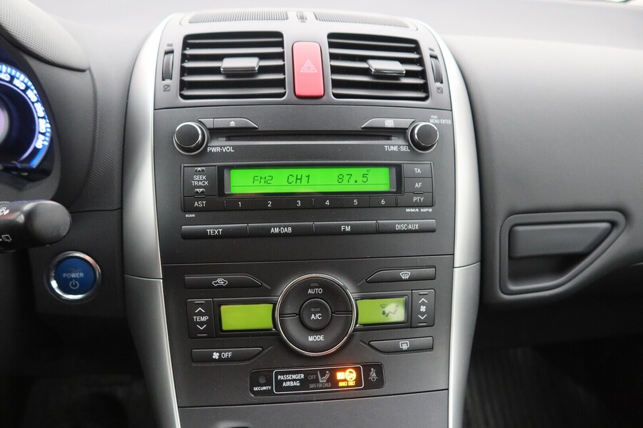 Toyota Auris vaihtoauto