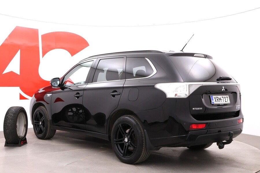 Mitsubishi Outlander PHEV vaihtoauto