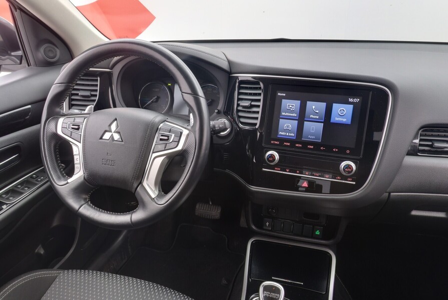 Mitsubishi Outlander PHEV vaihtoauto