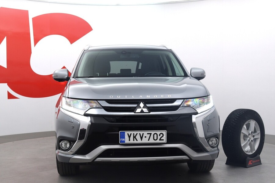 Mitsubishi Outlander PHEV vaihtoauto