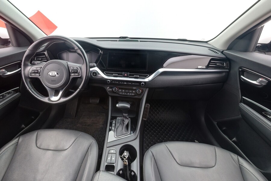 Kia Niro plug-in vaihtoauto