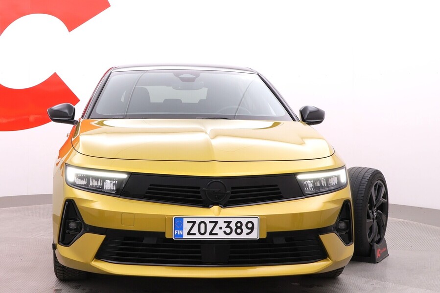 Opel Astra vaihtoauto