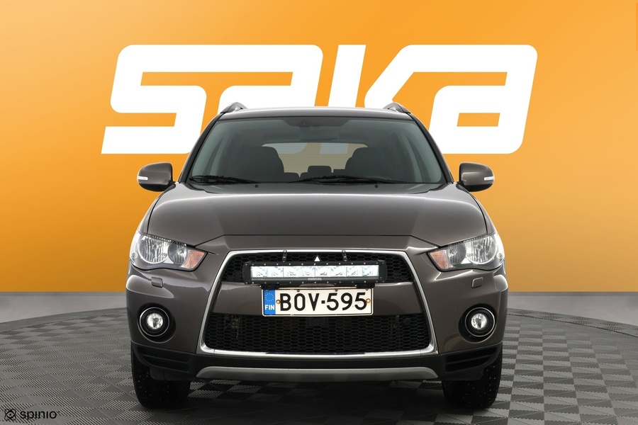 Mitsubishi Outlander vaihtoauto