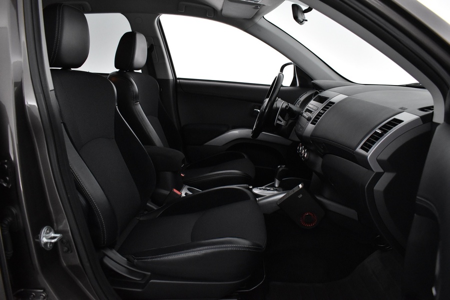 Mitsubishi Outlander vaihtoauto