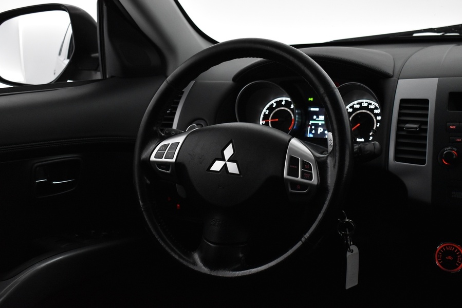 Mitsubishi Outlander vaihtoauto