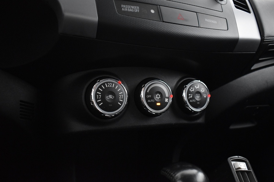 Mitsubishi Outlander vaihtoauto