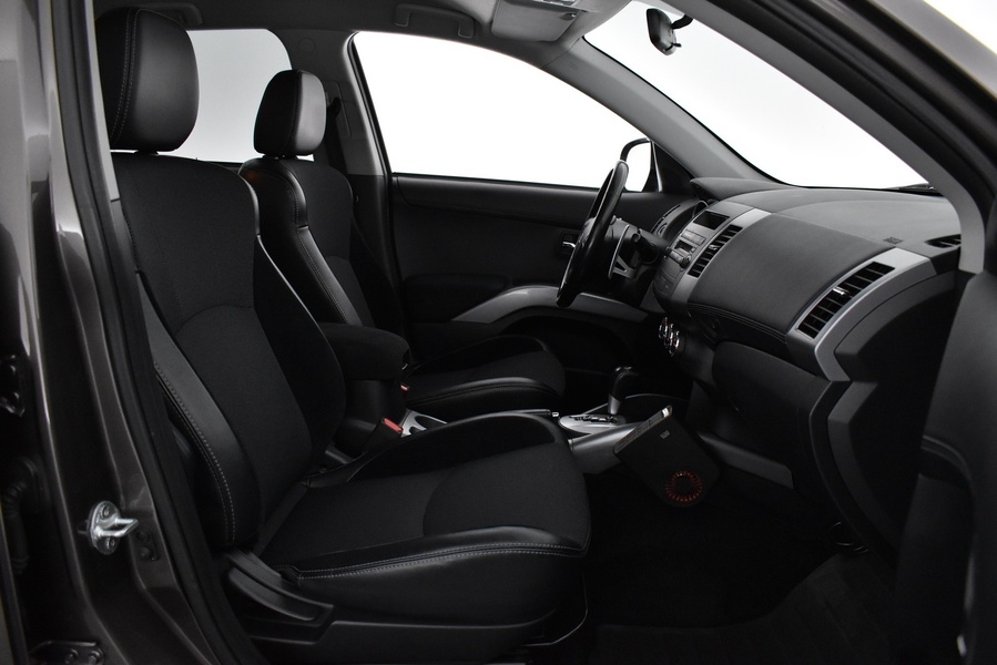 Mitsubishi Outlander vaihtoauto