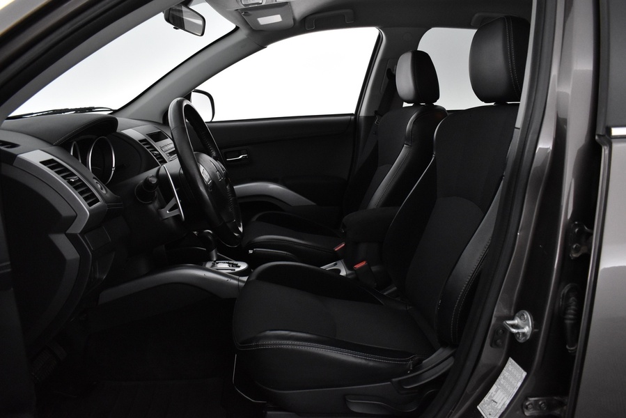 Mitsubishi Outlander vaihtoauto