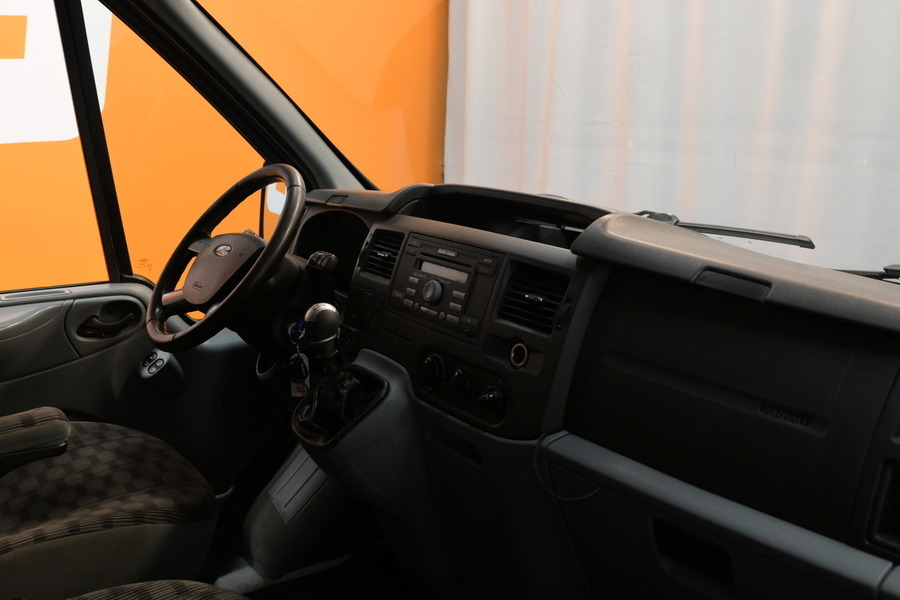 Ford Tourneo vaihtoauto