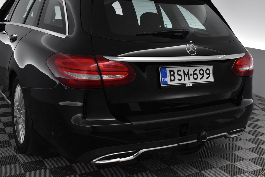 Mercedes-Benz C vaihtoauto