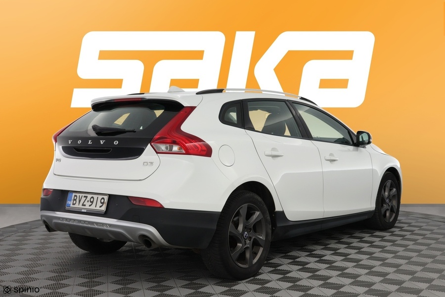 Volvo V40 Cross Country vaihtoauto