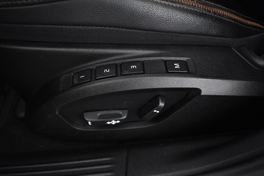 Volvo V40 Cross Country vaihtoauto