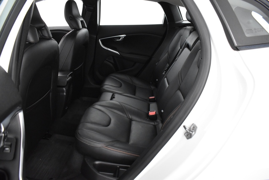 Volvo V40 Cross Country vaihtoauto