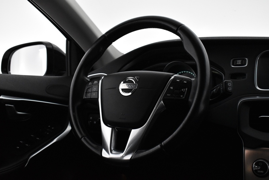 Volvo V40 Cross Country vaihtoauto