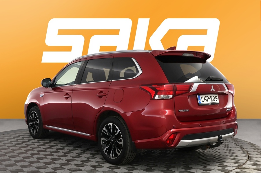 Mitsubishi Outlander PHEV vaihtoauto