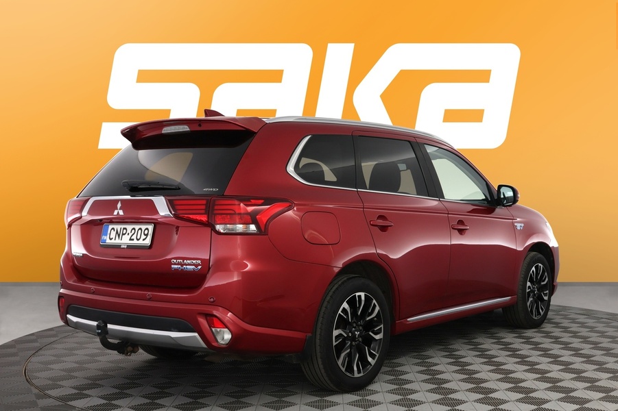 Mitsubishi Outlander PHEV vaihtoauto