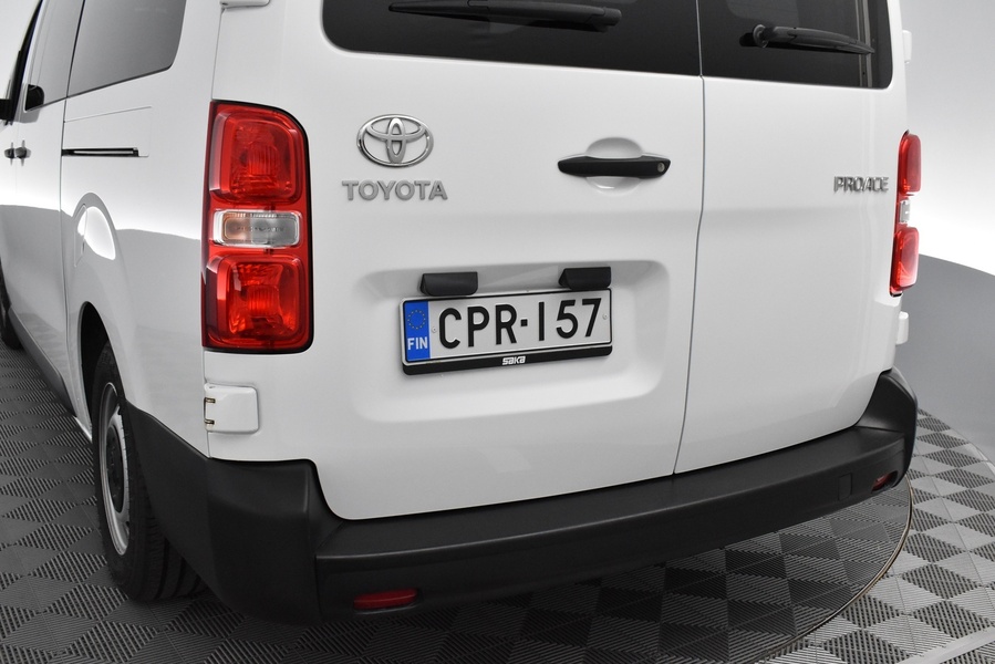 Toyota Proace Verso vaihtoauto