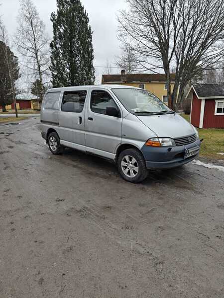 Toyota Hiace vaihtoauto
